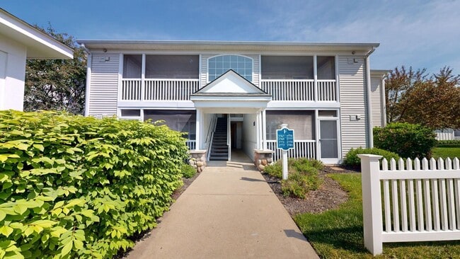 Building Photo - 2771 S Knightsbridge Cir