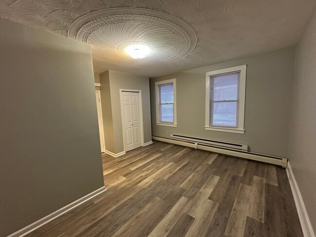 Photo - 1127 Mill St Unit E1