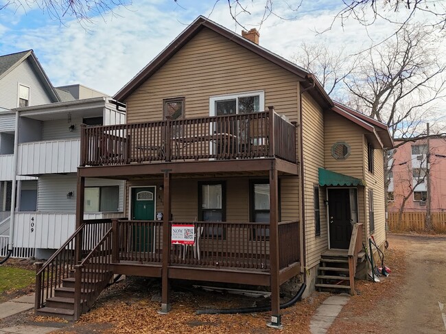 Photo - 411 W Doty St Unit #1