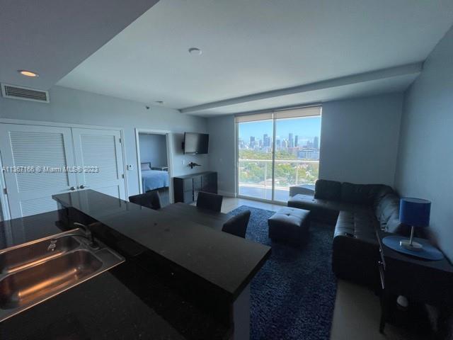 Photo - 1401 SW 22nd St