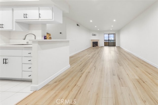 Photo - 424 Oak St Unit 324