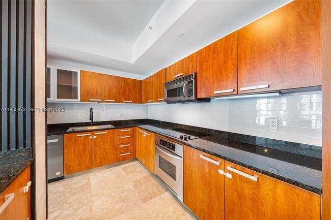 Photo - 3131 NE 188th St Unit 2-803