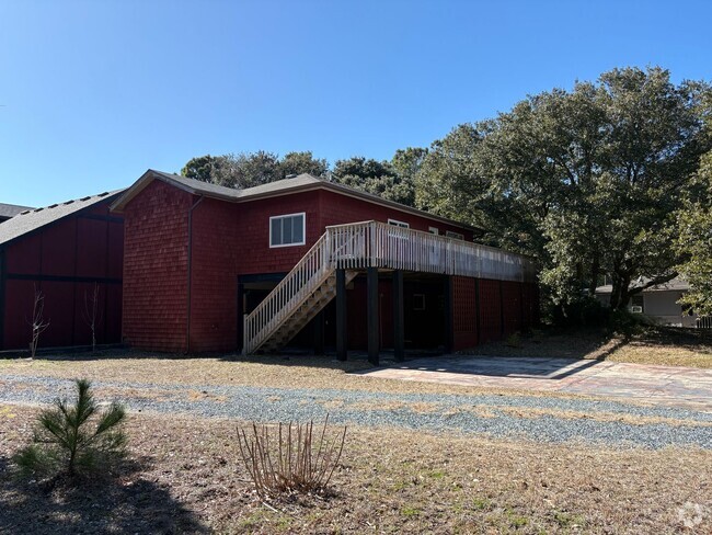 Building Photo - 3 Bedroom 2 Bath Home in Kill Devil Hills