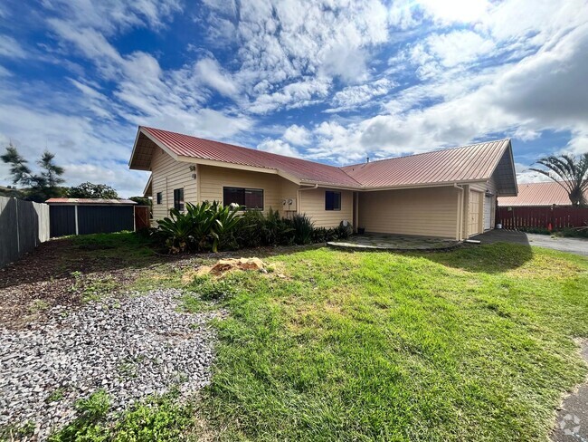 Building Photo - 2-Bedroom, 2-Bathroom Home with Bonus Room...