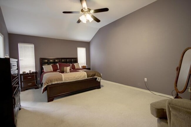 Photo - 4510 Silver Hollow Dr