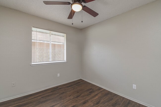 Photo - 3106 Raccoon Run