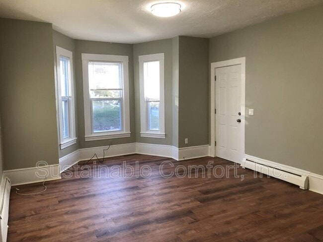 Photo - 185 Lincoln St