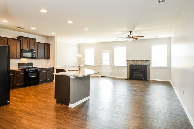 Photo - 20 Susie Creek Ln