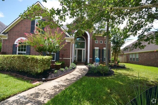 Building Photo - 7902 Silent Forest Dr Rental