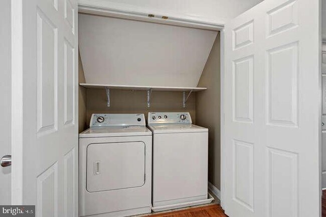 Photo - 1706 Furnace Dr Unit B