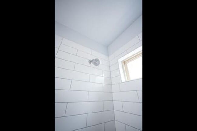 Building Photo - Beautiful Renovated 3/2 Home In Citrus Hei...