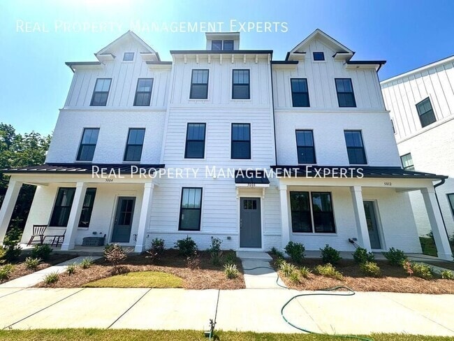Building Photo - 5008 Layman Dr Rental