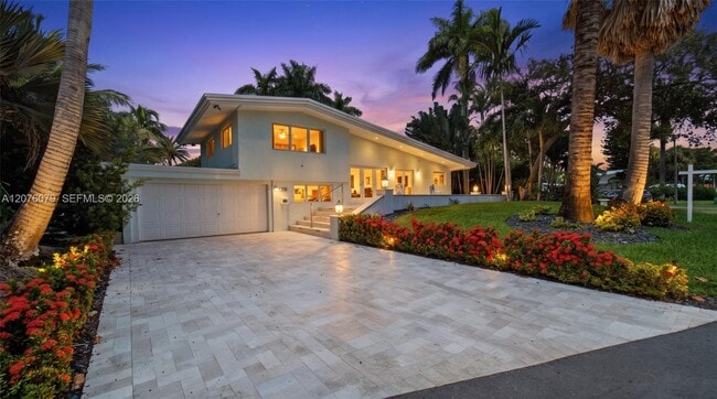 Photo - 2613 Tortugas Ln