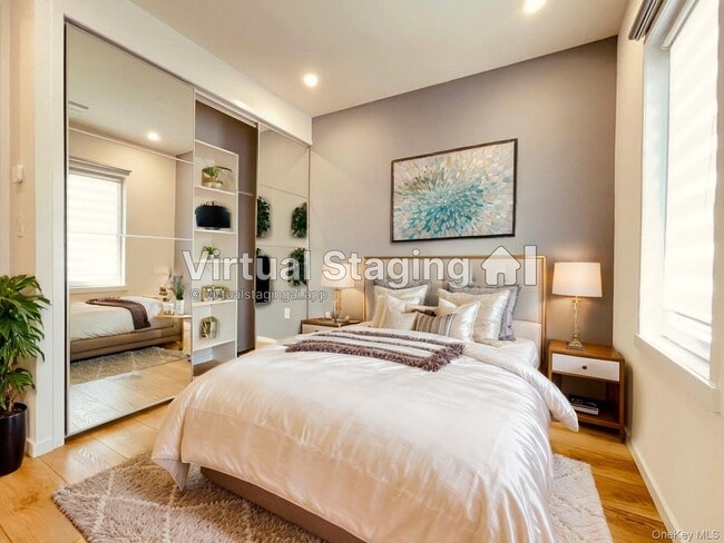 Building Photo - 71-53 69th Pl Unit 2 Rental