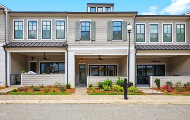 Building Photo - 704 Stickley Oak Way