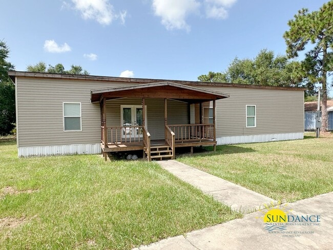 Building Photo - 8415 Tortuga St
