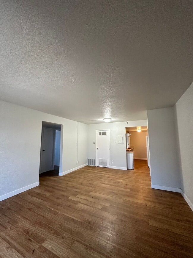 Photo - NShields636 (KC-LN-KB) Unit 06