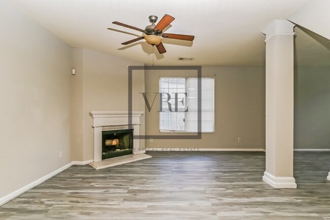 6517 Chestnut Lake Crossing