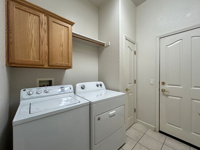 Photo - Senior Community for those 55+ Large 2 bedroom, 2 bath with bonus room!  All modern amenities!