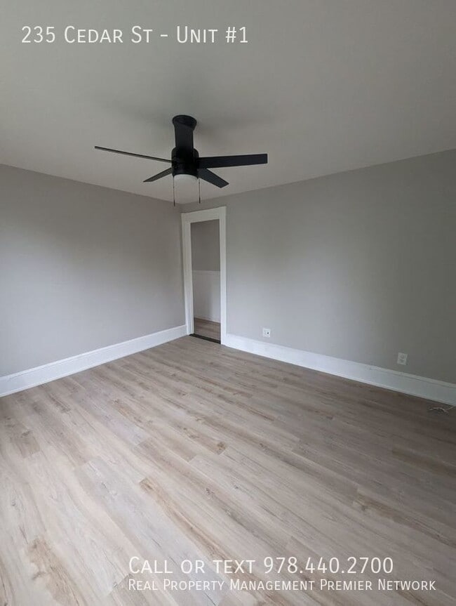 Photo - 235 Cedar St Unidad #1