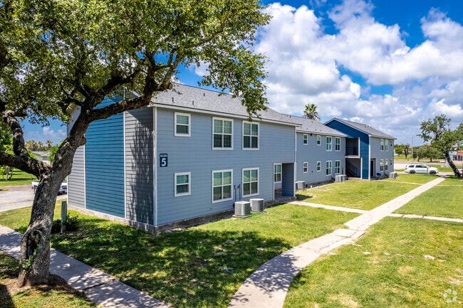 St. Laurent Apartments