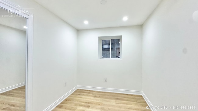 Photo - 261 Dixon St