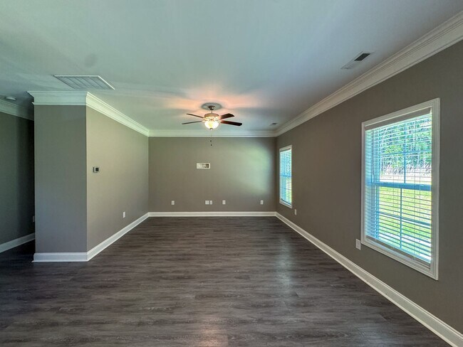 Photo - Beautiful 4 Bed 2.5 Bath Home in North Fayetteville