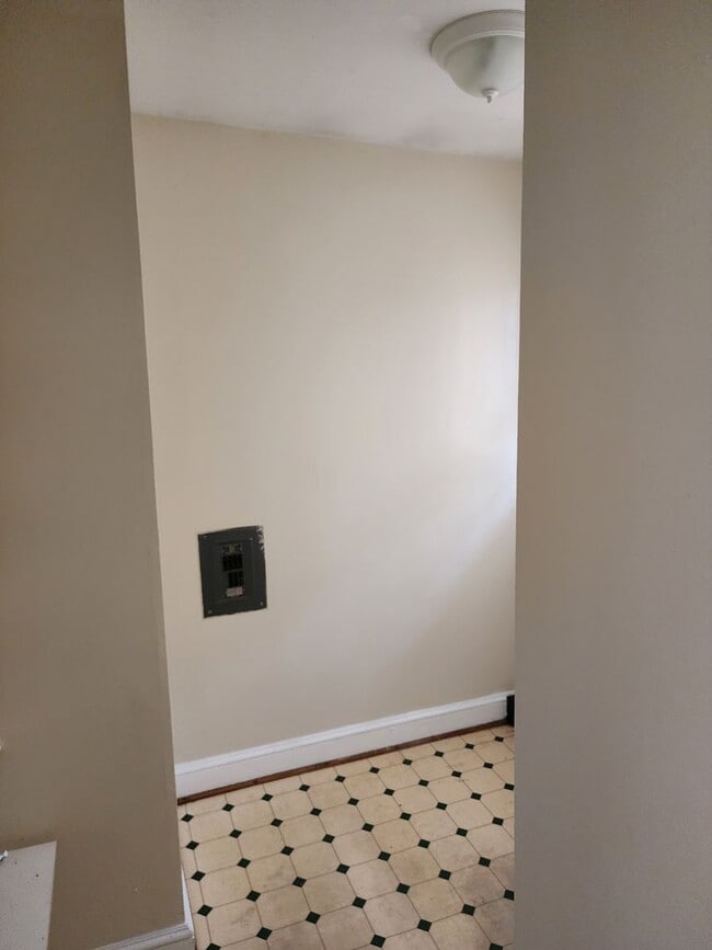Photo - 15 Fleetwood Dr