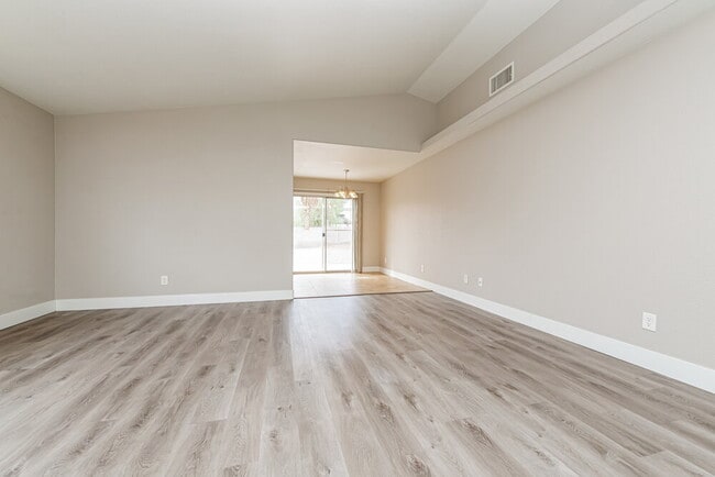 Photo - 7409 Hickory Hills Dr