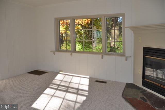 Photo - 137 Wertsville Rd