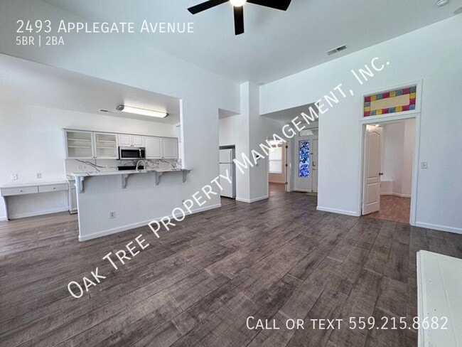 Photo - 2493 Applegate Ave
