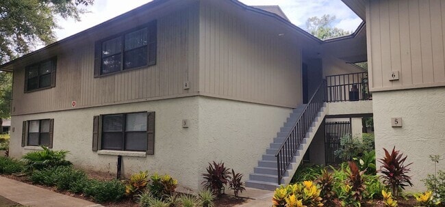 Building Photo - St Augustine Shores Gem! 2 Bed-2 Bath 1st ... Rental