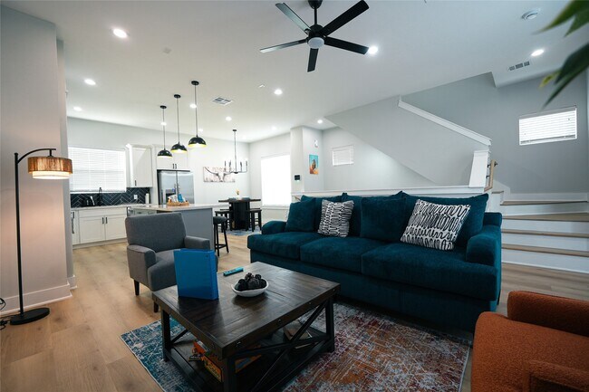 Photo - 1614 Euel St