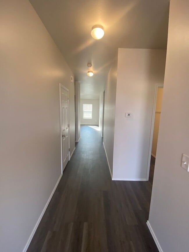 Discover This Modern 3-Bedroom, 2-Bathroom Home in Shadow Valley