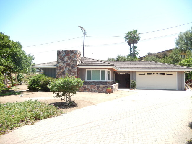 Beautifully Upgraded 3 Bedroom in Mt. Heli... - Beautifully Upgraded 3 Bedroom in Mt. Heli... House