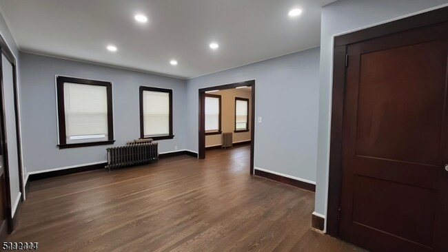 Photo - 19 Mt Pleasant Ave