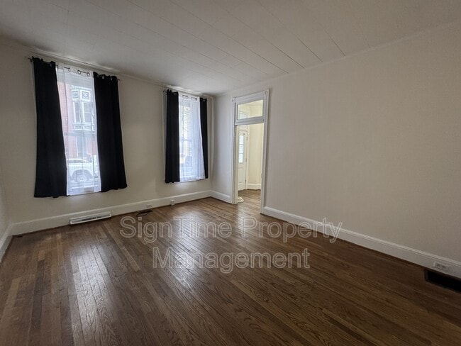 Photo - 40-42 East Franklin Street - 1