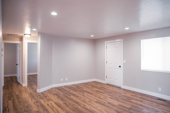 Photo - 613 NW 16th St