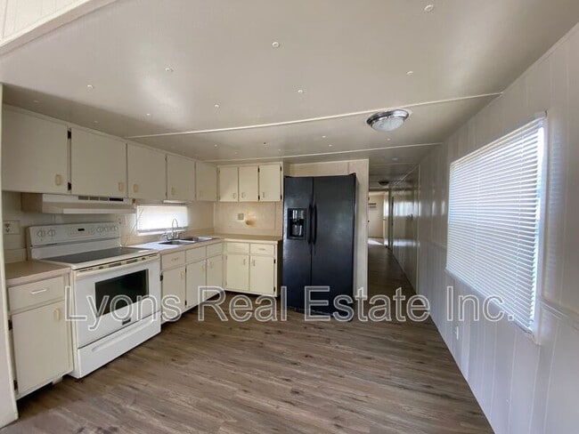 Photo - 2203 Cantor Ln