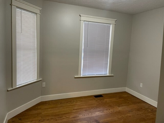 Photo - 1008 Alpine Ave NW Unit 1