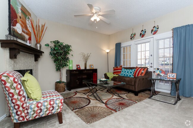 1BR,1BA-672sft