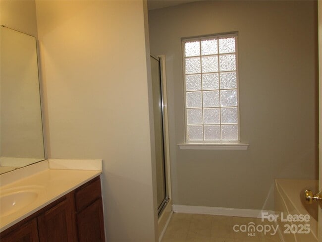 Photo - 3523 Tracy Glenn Ct