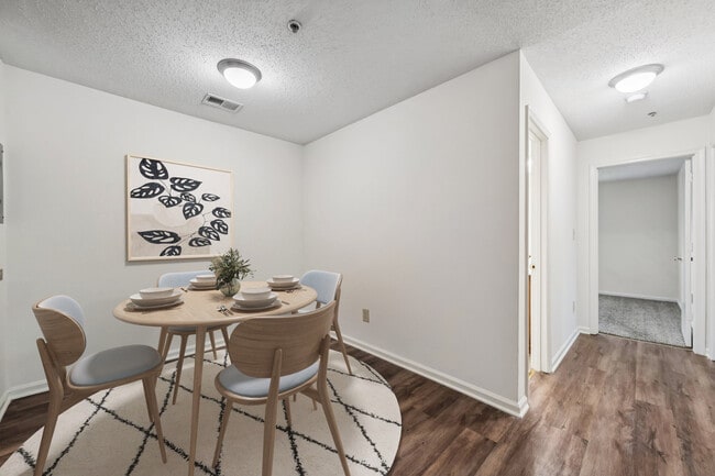 Rolling Meadows Apartments - Tax Credit