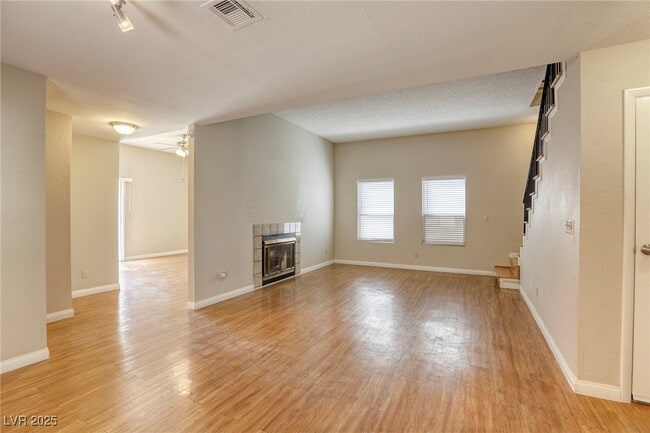 Photo - 3922 Gulliver St