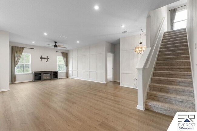 Photo - 249 Montgomery Ct
