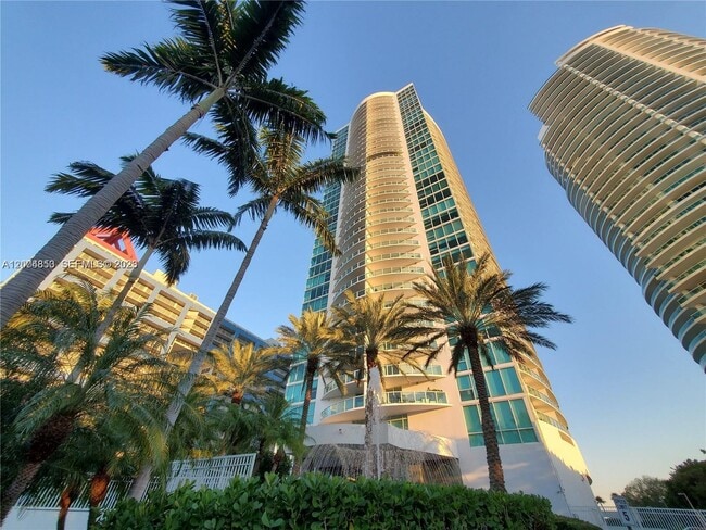 Building Photo - 2101 Brickell Ave Unit 3502