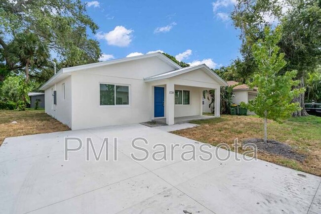 Photo - 1728 36th St Casa