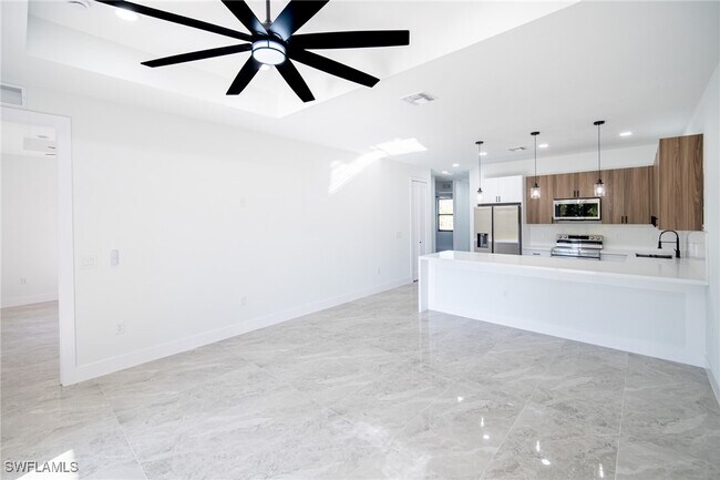 Photo - 926-926 Countess Ave