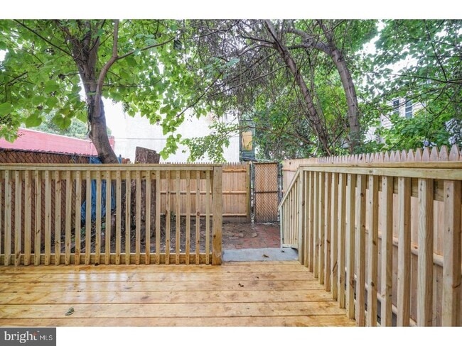 Photo - 2923 W Thompson St