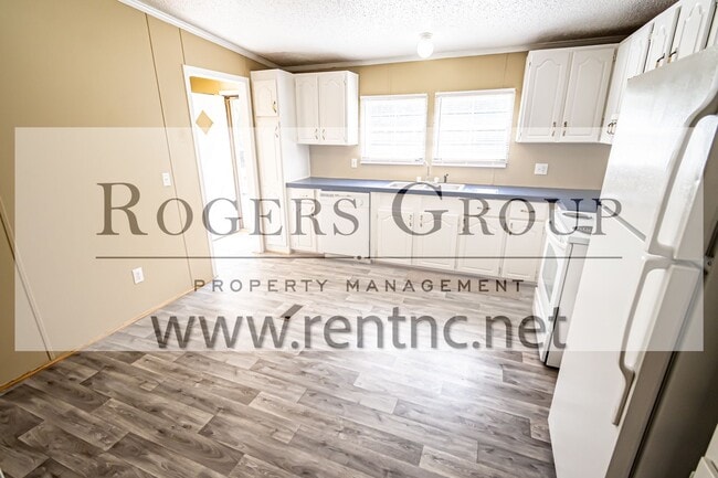 Photo - Homes for rent in Kittrell NC - 141 S. Lyn...